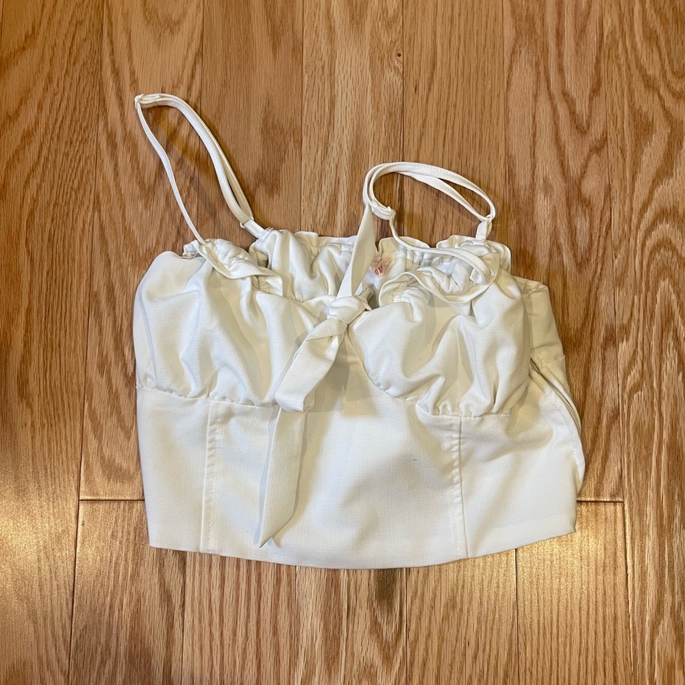Pacsun Lottie moss bow white crop top; size small